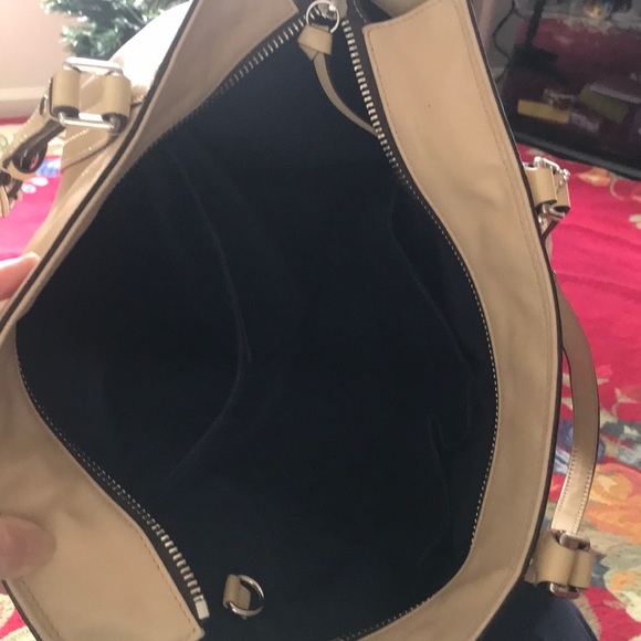 Coach Bag - Picture 11 of 17